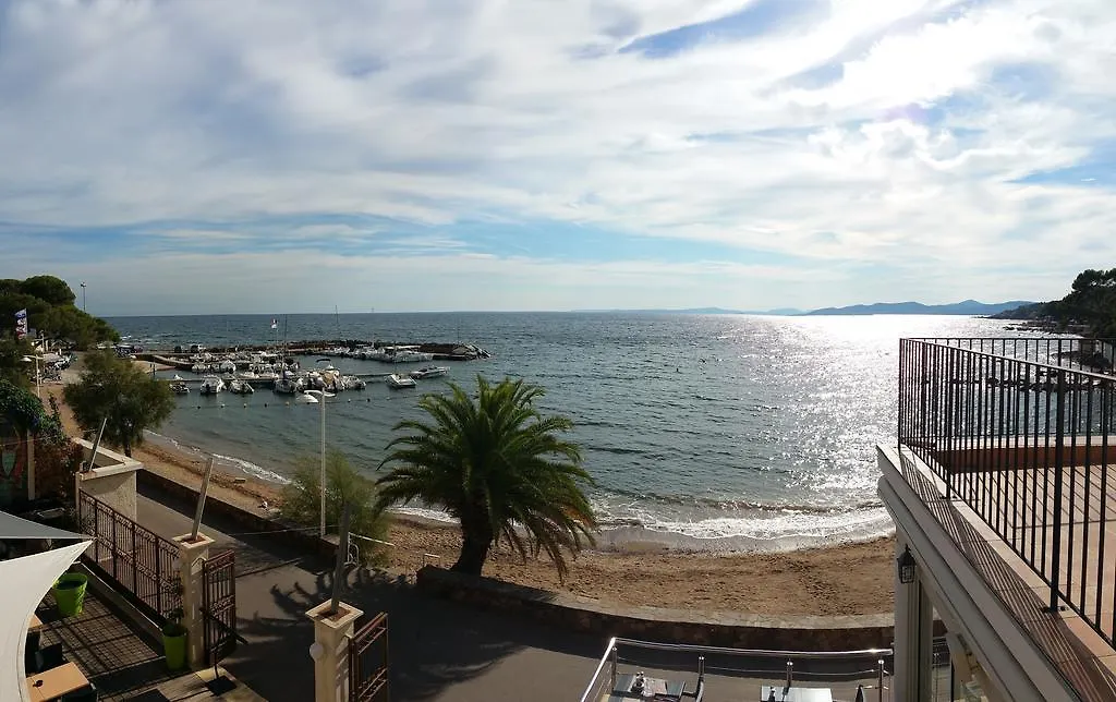 Hotel Le Toukan Saint-Raphael
